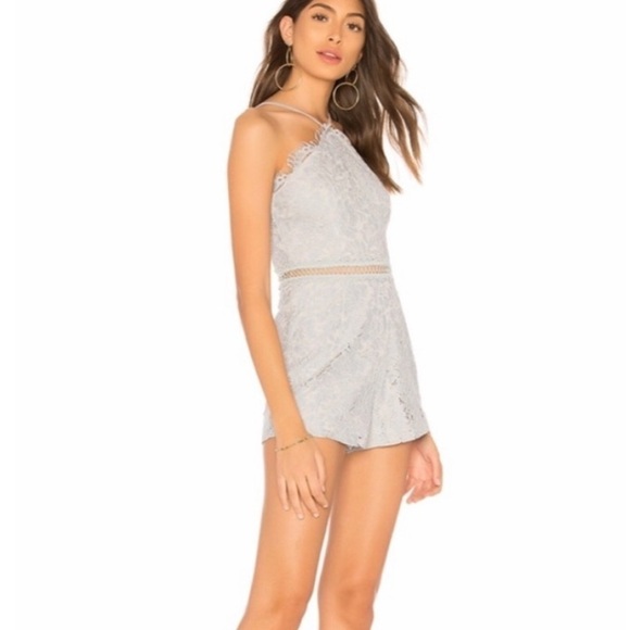 NWT By the way. X Revolve Liv Lace Romper in Light Blue Size Medium - Picture 1 of 8